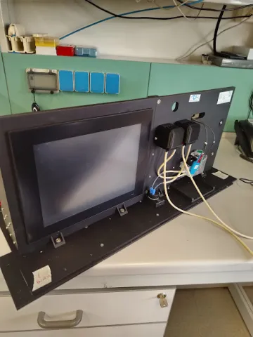 A picture of the modular version of the HM Box